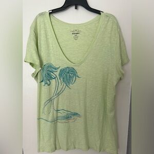 Old Navy ladies v-neck short sleeved top size XL